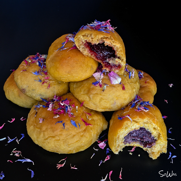 Angebissener Berliner
